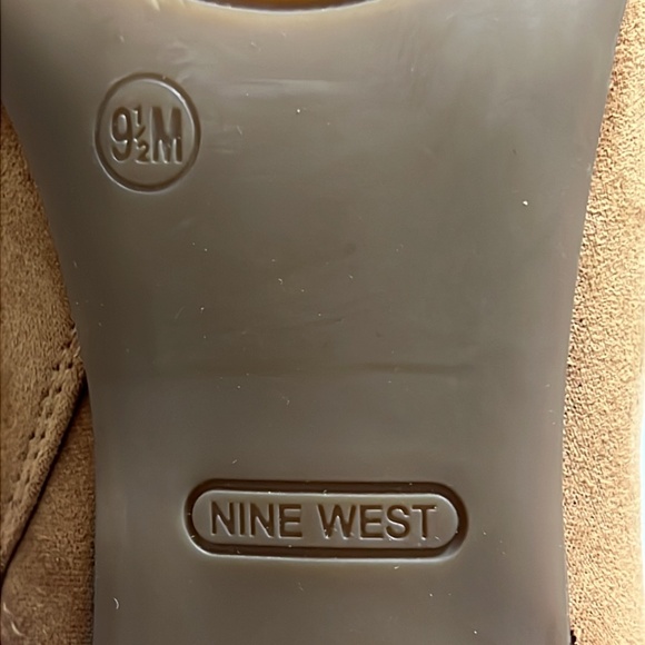 Nine West Gabria Dress Booties Size 9.5 - Picture 13 of 13